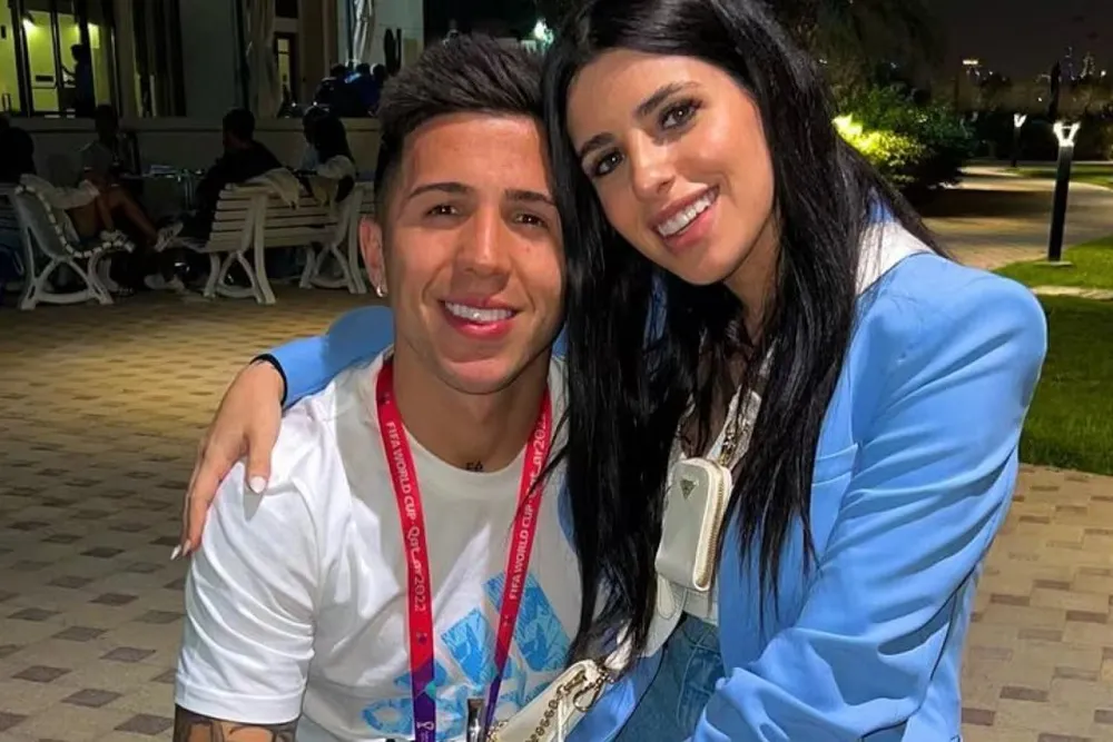 enzo-fernandez-y-valentina-cervantes