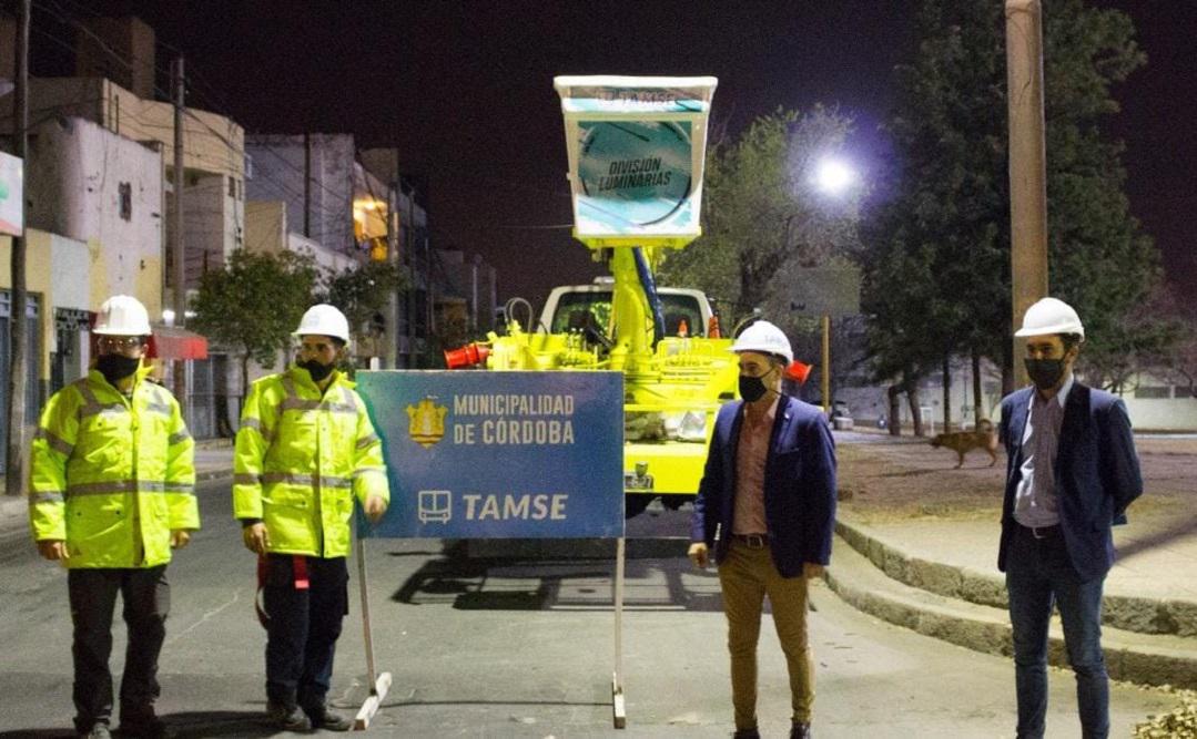 Tamse restaura e ilumina la Plaza de los Burros 00