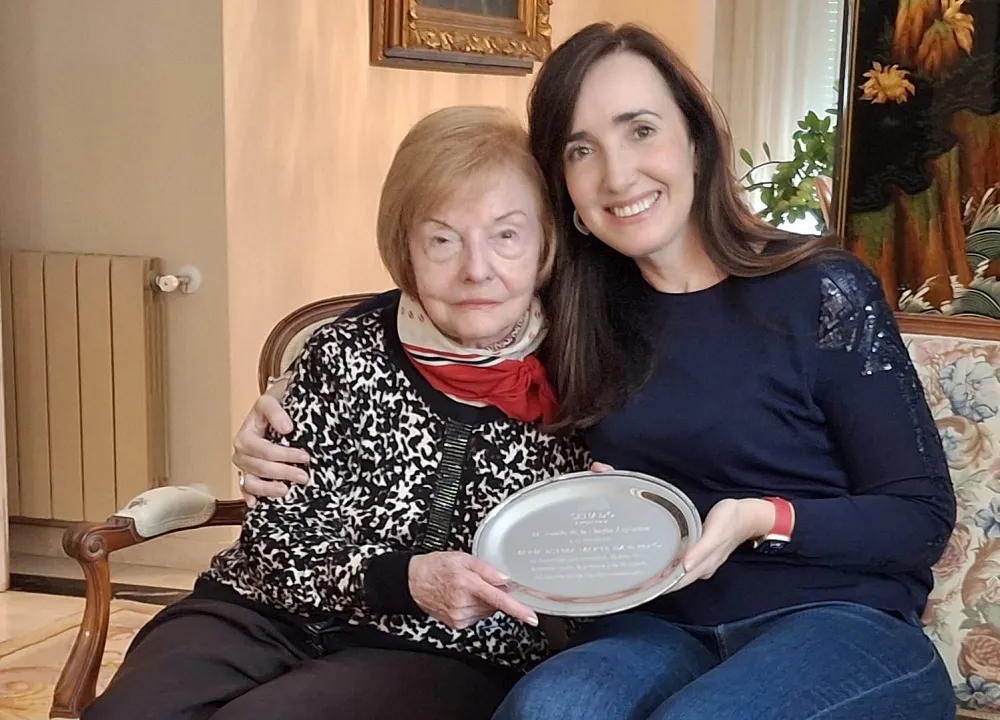 victoria villarruel - maria estela martinez