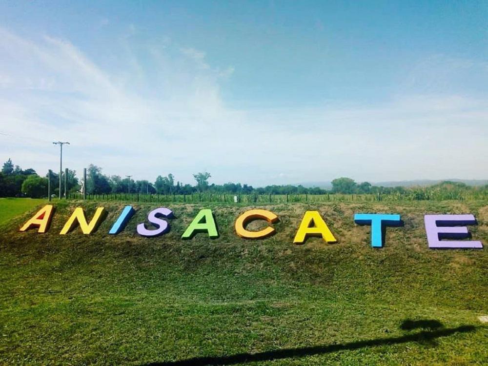 Anisacate