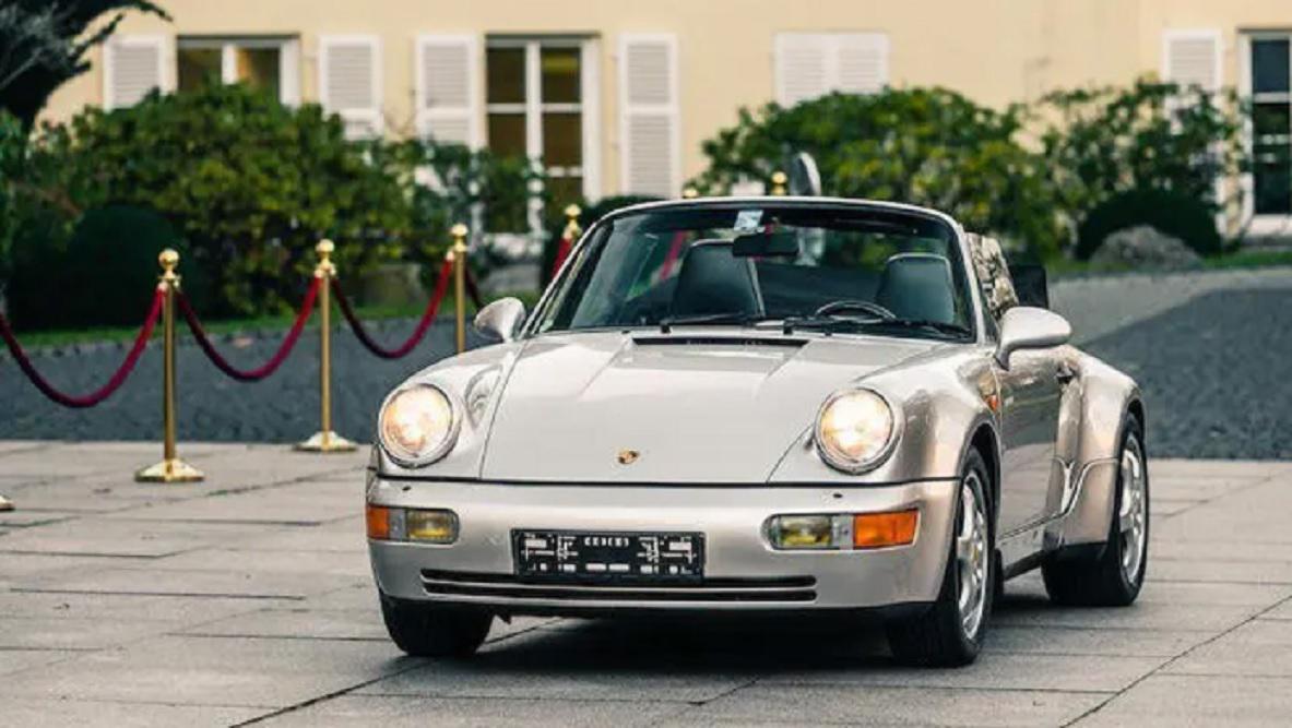 Maradona subasta Porsche