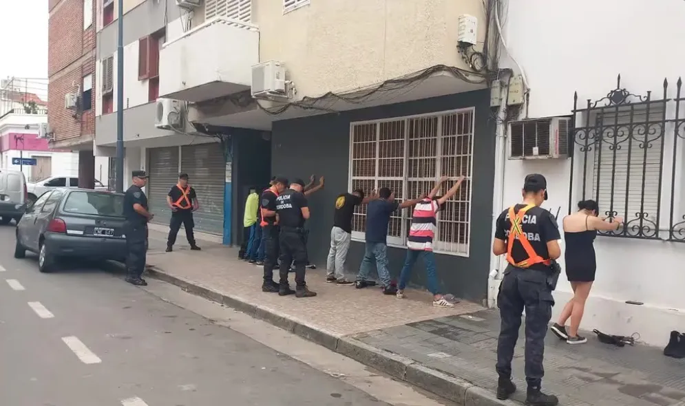 robo piraña
