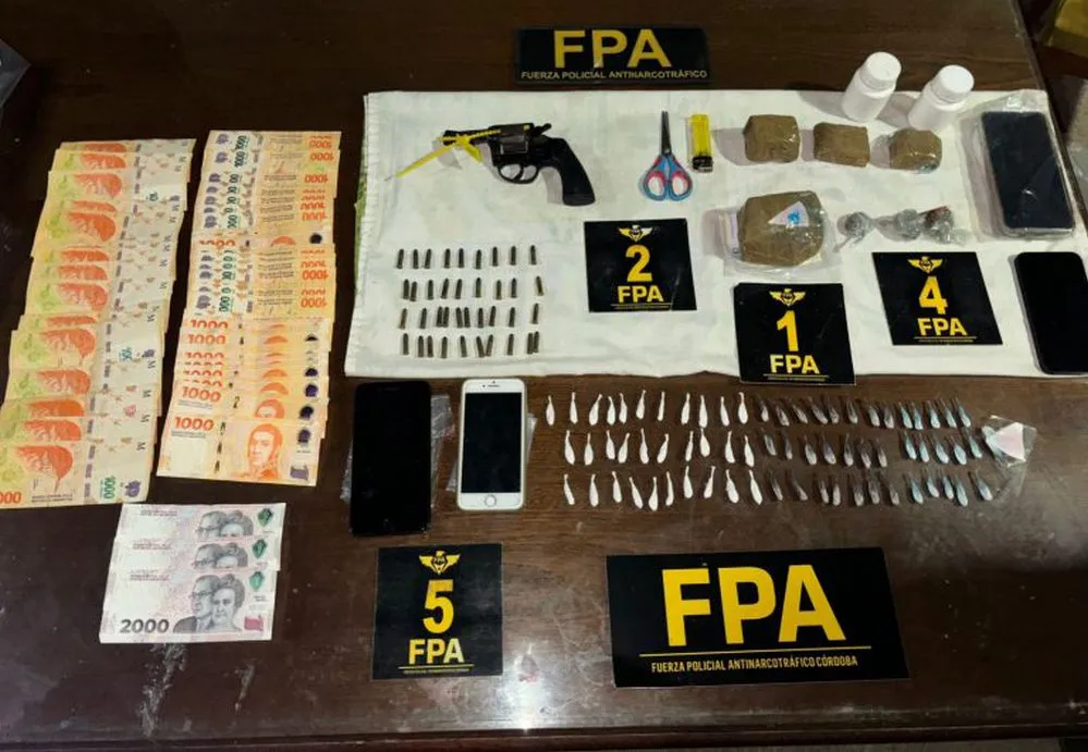 EL OBJETIVO FOTO FPA CORDOBA ALTE BROWN BETANIA