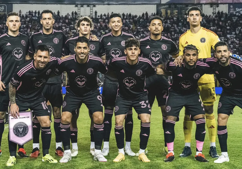 EL OBJETIVO FOTO MESSI INTER SALVADOR